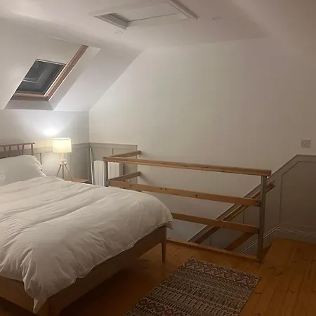 The Cosy * Cork